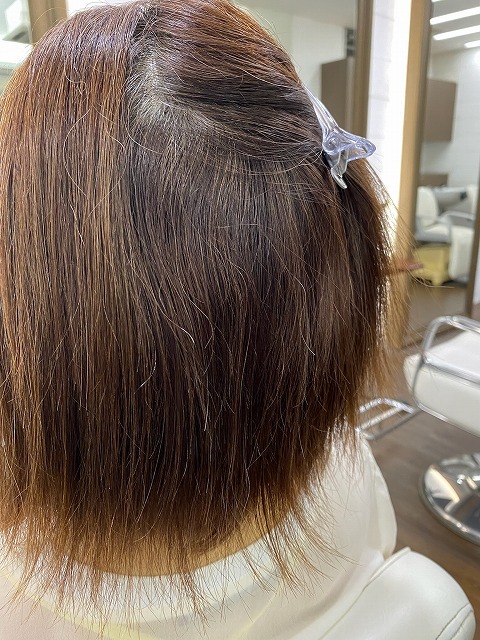 学芸大学美容室にHair Esthe Hi-Deは、あります。学芸大学美容院にも、Hair Esthe Hi-Deはあります。Hair Esthe Hi-Deは目黒区学芸大学駅近くの美容室です。祐天寺美容室近くにも、Hair Esthe Hi-Deはあります。祐天寺美容院にも、Hair Esthe Hi-Deはあります。Hair Esthe Hi-Deは髪にやさしく、が綺麗に艶髪になります。Hair Esthe Hi-Deカットがとても上手いです。得にボブやショートスタイルが得意です。カラーも評判よく、ニューアマトラカラーがお客様に高評価です。オーガニックなヘアカラー　香草カラー色葉も人気です。パーマもとても上手く、　クリープパーマがお客様に高評価クリープパーマしながら、髪は綺麗になります。Hair Esthe Hi-Deは、オープンした2003年からヘッドスパ「クリームバスヘアエステ」を提供しています。ヘッドスパ「クリームバスヘアエステ」は、頭皮の汚れを落とし且つ頭皮の保湿効果もあり髪に栄養を与え、艶々になります。プレミアム髪質改善トリートメントで、「イオンコネクト・トリートメント」も大好評です。コロナ感染対策を万全にしております。新型コロナウイルス感染拡大防止を徹底して、お客様が安心して来店出来るようにしております。お客様同士が接触しないよう、サロン自体を個室的にしています。