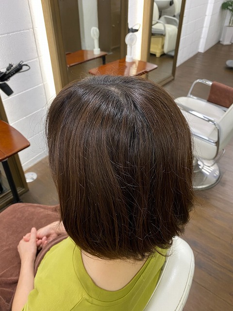 学芸大学美容室にHair Esthe Hi-Deは、あります。学芸大学美容院にも、Hair Esthe Hi-Deはあります。Hair Esthe Hi-Deは目黒区学芸大学駅近くの美容室です。祐天寺美容室近くにも、Hair Esthe Hi-Deはあります。祐天寺美容院にも、Hair Esthe Hi-Deはあります。Hair Esthe Hi-Deは髪にやさしく、が綺麗に艶髪になります。Hair Esthe Hi-Deカットがとても上手いです。得にボブやショートスタイルが得意です。カラーも評判よく、ニューアマトラカラーがお客様に高評価です。オーガニックなヘアカラー　香草カラー色葉も人気です。パーマもとても上手く、　クリープパーマがお客様に高評価クリープパーマしながら、髪は綺麗になります。Hair Esthe Hi-Deは、オープンした2003年からヘッドスパ「クリームバスヘアエステ」を提供しています。ヘッドスパ「クリームバスヘアエステ」は、頭皮の汚れを落とし且つ頭皮の保湿効果もあり髪に栄養を与え、艶々になります。プレミアム髪質改善トリートメントで、「イオンコネクト・トリートメント」も大好評です。コロナ感染対策を万全にしております。新型コロナウイルス感染拡大防止を徹底して、お客様が安心して来店出来るようにしております。お客様同士が接触しないよう、サロン自体を個室的にしています。