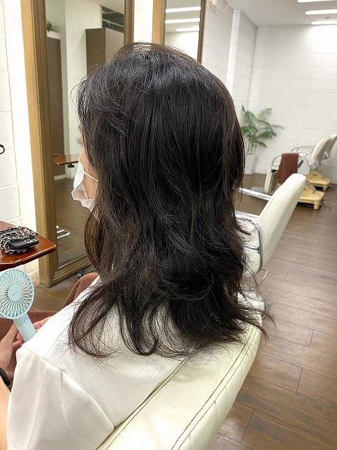 学芸大学美容室にHair Esthe Hi-Deは、あります。学芸大学美容院にも、Hair Esthe Hi-Deはあります。Hair Esthe Hi-Deは目黒区学芸大学駅近くの美容室です。祐天寺美容室近くにも、Hair Esthe Hi-Deはあります。祐天寺美容院にも、Hair Esthe Hi-Deはあります。Hair Esthe Hi-Deは髪にやさしく、が綺麗に艶髪になります。Hair Esthe Hi-Deカットがとても上手いです。得にボブやショートスタイルが得意です。カラーも評判よく、ニューアマトラカラーがお客様に高評価です。オーガニックなヘアカラー　香草カラー色葉も人気です。パーマもとても上手く、　クリープパーマがお客様に高評価クリープパーマしながら、髪は綺麗になります。Hair Esthe Hi-Deは、オープンした2003年からヘッドスパ「クリームバスヘアエステ」を提供しています。ヘッドスパ「クリームバスヘアエステ」は、頭皮の汚れを落とし且つ頭皮の保湿効果もあり髪に栄養を与え、艶々になります。プレミアム髪質改善トリートメントで、「イオンコネクト・トリートメント」も大好評です。コロナ感染対策を万全にしております。新型コロナウイルス感染拡大防止を徹底して、お客様が安心して来店出来るようにしております。お客様同士が接触しないよう、サロン自体を個室的にしています。