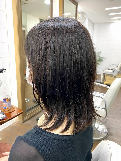 学芸大学美容室に、Hair Esthe Hi-Deは、あります。学芸大学美容院に、Hair Esthe Hi-Deはあります。Hair Esthe Hi-Deは目黒区学芸大学駅近くの美容室です。祐天寺美容室近くにも、Hair Esthe Hi-Deはあります。祐天寺美容院近くにも、Hair Esthe Hi-Deはあります。Hair Esthe Hi-Deは目黒区学芸大学駅近くの美容院です。Hair Esthe Hi-Deは髪にやさしく、が綺麗に艶髪になります。Hair Esthe Hi-Deカットがとても上手いです。得にボブやショートスタイルが得意で、スタイルがより立体的になります。なので立体感カットが、お客様に人気です。切りっぱなしボブやマッシュショートも得意です。カラーも評判よく、ニューアマトラカラーがお客様に高評価です。オーガニックなヘアカラー　香草カラー色葉も人気です。パーマもとても上手く、　クリープパーマがお客様に高評価クリープパーマしながら、髪は綺麗になります。Hair Esthe Hi-Deは、オープンした2003年からヘッドスパ「クリームバスヘアエステ」を提供しています。ヘッドスパ「クリームバスヘアエステ」は、頭皮の汚れを落とし且つ頭皮の保湿効果もあり髪に栄養を与え、艶々になります。プレミアム髪質改善トリートメントで、「イオンコネクト・トリートメント」も大好評です。コロナ感染対策を万全にしております。新型コロナウイルス感染拡大防止を徹底して、お客様が安心して来店出来るようにしております。お客様同士が接触しないよう、サロン自体を個室的にしています。