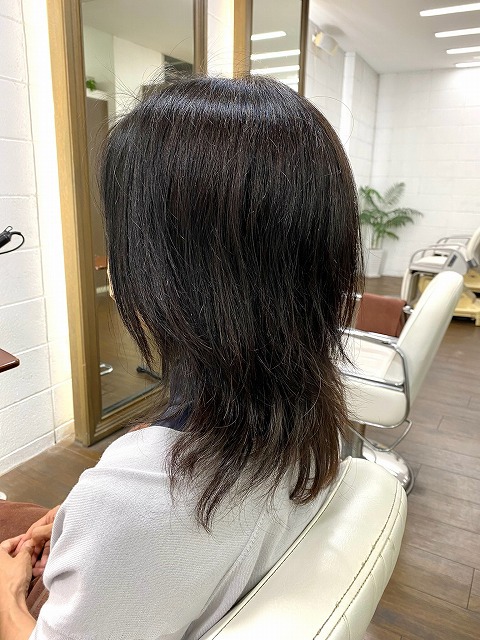 学芸大学美容室に、Hair Esthe Hi-Deは、あります。学芸大学美容院に、Hair Esthe Hi-Deはあります。Hair Esthe Hi-Deは目黒区学芸大学駅近くの美容室です。祐天寺美容室近くにも、Hair Esthe Hi-Deはあります。祐天寺美容院近くにも、Hair Esthe Hi-Deはあります。Hair Esthe Hi-Deは目黒区学芸大学駅近くの美容院です。Hair Esthe Hi-Deは髪にやさしく、が綺麗に艶髪になります。Hair Esthe Hi-Deカットがとても上手いです。得にボブやショートスタイルが得意で、スタイルがより立体的になります。なので立体感カットが、お客様に人気です。切りっぱなしボブやマッシュショートも得意です。カラーも評判よく、ニューアマトラカラーがお客様に高評価です。オーガニックなヘアカラー　香草カラー色葉も人気です。パーマもとても上手く、　クリープパーマがお客様に高評価クリープパーマしながら、髪は綺麗になります。Hair Esthe Hi-Deは、オープンした2003年からヘッドスパ「クリームバスヘアエステ」を提供しています。ヘッドスパ「クリームバスヘアエステ」は、頭皮の汚れを落とし且つ頭皮の保湿効果もあり髪に栄養を与え、艶々になります。プレミアム髪質改善トリートメントで、「イオンコネクト・トリートメント」も大好評です。コロナ感染対策を万全にしております。新型コロナウイルス感染拡大防止を徹底して、お客様が安心して来店出来るようにしております。お客様同士が接触しないよう、サロン自体を個室的にしています。