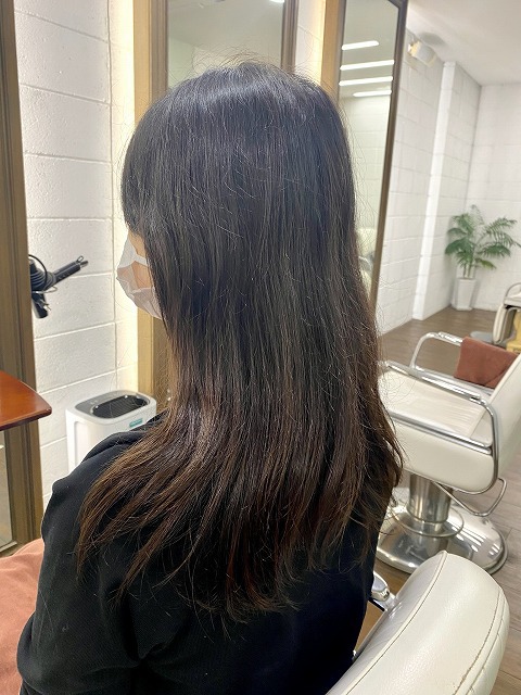 学芸大学美容室に、Hair Esthe Hi-Deは、あります。学芸大学美容院に、Hair Esthe Hi-Deはあります。Hair Esthe Hi-Deは目黒区学芸大学駅近くの美容室です。祐天寺美容室近くにも、Hair Esthe Hi-Deはあります。祐天寺美容院近くにも、Hair Esthe Hi-Deはあります。Hair Esthe Hi-Deは目黒区学芸大学駅近くの美容院です。Hair Esthe Hi-Deは髪にやさしく、が綺麗に艶髪になります。Hair Esthe Hi-Deカットがとても上手いです。得にボブやショートスタイルが得意で、スタイルがより立体的になります。なので立体感カットが、お客様に人気です。切りっぱなしボブやマッシュショートも得意です。カラーも評判よく、ニューアマトラカラーがお客様に高評価です。オーガニックなヘアカラー　香草カラー色葉も人気です。主に40代大人女性のお客様が多いです。40代ボブや40代ショートも得意です。50代大人女性も多いです脱白髪染めカラーも好評です。パーマもとても上手く、　クリープパーマがお客様に高評価クリープパーマしながら、髪は綺麗になります。Hair Esthe Hi-Deは、オープンした2003年からヘッドスパ「クリームバスヘアエステ」を提供しています。ヘッドスパ「クリームバスヘアエステ」は、頭皮の汚れを落とし且つ頭皮の保湿効果もあり髪に栄養を与え、艶々になります。プレミアム髪質改善トリートメントで、「イオンコネクト・トリートメント」も大好評です。