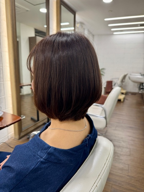 学芸大学 美容室に、Hair Esthe Hi-Deは、あります。学芸大学 美容院に、Hair Esthe Hi-Deはあります。Hair Esthe Hi-Deは目黒区学芸大学駅近くの美容室です。Hair Esthe Hi-Deは、東急東横線沿い駅近くの美容室です。Hair Esthe Hi-Deは、東急東横線沿い駅近くの美容院です。祐天寺美容室近くにも、Hair Esthe Hi-Deはあります。祐天寺美容院近くにも、Hair Esthe Hi-Deはあります。Hair Esthe Hi-Deは目黒区学芸大学駅近くの美容院です。Hair Esthe Hi-Deは目黒区学芸大学駅近くの美容室です。Hair Esthe Hi-Deは髪にやさしく、が綺麗に艶髪になります。Hair Esthe Hi-Deカットがとても上手いです。Hair Esthe Hi-Deは、オシャレです。学芸大　美容院　Hair Esthe Hi-Deは、とても人気があります。学芸大　美容室　Hair Esthe Hi-Deは、40代50代女性に人気があります。得にボブやショートスタイルが得意で、スタイルがより立体的になります。なので立体感カットが、お客様に人気です。切りっぱなしボブカやマッシュショートも得意です。なのでショートカットも得意です。もちろんボブカットも得意です。カラーも評判よく、ニューアマトラカラーがお客様に高評価です。オーガニックなヘアカラー　香草カラー色葉も人気です。ヘアマニキュアも保湿があり好評です。40代大人女性のお客様が多いです。40代ボブや40代ショートも得意です。50代大人女性も多いです脱白髪染めハイライトカラーも好評です。60代大人女性も多いですパーマもとても上手く、　クリープパーマがお客様に高評価クリープパーマしながら、髪は綺麗になります。Hair Esthe Hi-Deは、オープンした2003年からヘッドスパ「クリームバスヘアエステ」を提供しています。ヘッドスパ「クリームバスヘアエステ」は、頭皮の汚れを落とし且つ頭皮の保湿効果もあり髪に栄養を与え、艶々になります。プレミアム髪質改善トリートメントも大好評です。