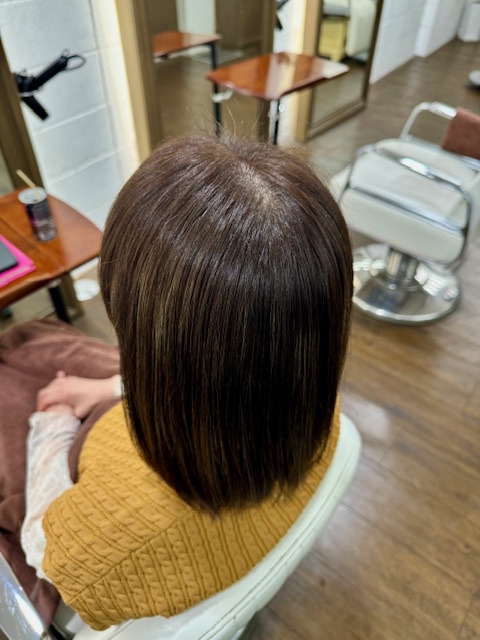 学芸大学 美容室に、Hair Esthe Hi-Deは、あります。学芸大学 美容院に、Hair Esthe Hi-Deはあります。Hair Esthe Hi-Deは目黒区学芸大学駅近くの美容室です。Hair Esthe Hi-Deは、東急東横線沿い駅近くの美容室です。Hair Esthe Hi-Deは、東急東横線沿い駅近くの美容院です。祐天寺美容室近くにも、Hair Esthe Hi-Deはあります。祐天寺美容院近くにも、Hair Esthe Hi-Deはあります。Hair Esthe Hi-Deは目黒区学芸大学駅近くの美容院です。Hair Esthe Hi-Deは目黒区学芸大学駅近くの美容室です。Hair Esthe Hi-Deは髪にやさしく、が綺麗に艶髪になります。Hair Esthe Hi-Deカットがとても上手いです。Hair Esthe Hi-Deは、オシャレです。学芸大　美容院　Hair Esthe Hi-Deは、とても人気があります。学芸大　美容室　Hair Esthe Hi-Deは、40代50代女性に人気があります。得にボブやショートスタイルが得意で、スタイルがより立体的になります。なので立体感カットが、お客様に人気です。切りっぱなしボブカやマッシュショートも得意です。なのでショートカットも得意です。もちろんボブカットも得意です。カラーも評判よく、ニューアマトラカラーがお客様に高評価です。オーガニックなヘアカラー　香草カラー色葉も人気です。ヘアマニキュアも保湿があり好評です。40代大人女性のお客様が多いです。40代ボブや40代ショートも得意です。50代大人女性も多いです脱白髪染めハイライトカラーも好評です。60代大人女性も多いですパーマもとても上手く、　クリープパーマがお客様に高評価クリープパーマしながら、髪は綺麗になります。Hair Esthe Hi-Deは、オープンした2003年からヘッドスパ「クリームバスヘアエステ」を提供しています。ヘッドスパ「クリームバスヘアエステ」は、頭皮の汚れを落とし且つ頭皮の保湿効果もあり髪に栄養を与え、艶々になります。プレミアム髪質改善トリートメントも大好評です。