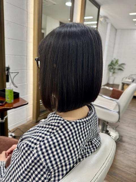 学芸大学 美容室に、Hair Esthe Hi-Deは、あります。学芸大学 美容院に、Hair Esthe Hi-Deはあります。Hair Esthe Hi-Deは目黒区学芸大学駅近くの美容室です。Hair Esthe Hi-Deは、東急東横線沿い駅近くの美容室です。Hair Esthe Hi-Deは、東急東横線沿い駅近くの美容院です。祐天寺美容室近くにも、Hair Esthe Hi-Deはあります。祐天寺美容院近くにも、Hair Esthe Hi-Deはあります。Hair Esthe Hi-Deは目黒区学芸大学駅近くの美容院です。Hair Esthe Hi-Deは目黒区学芸大学駅近くの美容室です。Hair Esthe Hi-Deは髪にやさしく、が綺麗に艶髪になります。Hair Esthe Hi-Deカットがとても上手いです。Hair Esthe Hi-Deは、オシャレです。学芸大　美容院　Hair Esthe Hi-Deは、とても人気があります。学芸大　美容室　Hair Esthe Hi-Deは、40代50代女性に人気があります。得にボブやショートスタイルが得意で、スタイルがより立体的になります。なので立体感カットが、お客様に人気です。切りっぱなしボブカやマッシュショートも得意です。なのでショートカットも得意です。もちろんボブカットも得意です。カラーも評判よく、ニューアマトラカラーがお客様に高評価です。オーガニックなヘアカラー　香草カラー色葉も人気です。ヘアマニキュアも保湿があり好評です。40代大人女性のお客様が多いです。40代ボブや40代ショートも得意です。50代大人女性も多いです脱白髪染めハイライトカラーも好評です。60代大人女性も多いですパーマもとても上手く、　クリープパーマがお客様に高評価クリープパーマしながら、髪は綺麗になります。Hair Esthe Hi-Deは、オープンした2003年からヘッドスパ「クリームバスヘアエステ」を提供しています。ヘッドスパ「クリームバスヘアエステ」は、頭皮の汚れを落とし且つ頭皮の保湿効果もあり髪に栄養を与え、艶々になります。プレミアム髪質改善トリートメントも大好評です。