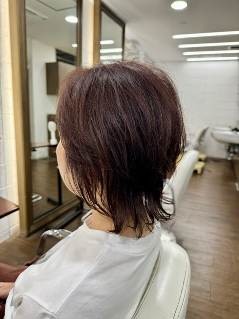 学芸大学 美容室に、Hair Esthe Hi-Deは、あります。学芸大学 美容院に、Hair Esthe Hi-Deはあります。Hair Esthe Hi-Deは目黒区学芸大学駅近くの美容室です。Hair Esthe Hi-Deは、東急東横線沿い駅近くの美容室です。Hair Esthe Hi-Deは、東急東横線沿い駅近くの美容院です。祐天寺美容室近くにも、Hair Esthe Hi-Deはあります。祐天寺美容院近くにも、Hair Esthe Hi-Deはあります。Hair Esthe Hi-Deは目黒区学芸大学駅近くの美容院です。Hair Esthe Hi-Deは目黒区学芸大学駅近くの美容室です。Hair Esthe Hi-Deは髪にやさしく、が綺麗に艶髪になります。Hair Esthe Hi-Deカットがとても上手いです。Hair Esthe Hi-Deは、オシャレです。学芸大　美容院　Hair Esthe Hi-Deは、とても人気があります。学芸大　美容室　Hair Esthe Hi-Deは、40代50代女性に人気があります。得にボブやショートスタイルが得意で、スタイルがより立体的になります。なので立体感カットが、お客様に人気です。切りっぱなしボブカやマッシュショートも得意です。なのでショートカットも得意です。もちろんボブカットも得意です。カラーも評判よく、ニューアマトラカラーがお客様に高評価です。オーガニックなヘアカラー　香草カラー色葉も人気です。ヘアマニキュアも保湿があり好評です。40代大人女性のお客様が多いです。40代ボブや40代ショートも得意です。50代大人女性も多いです脱白髪染めハイライトカラーも好評です。60代大人女性も多いですパーマもとても上手く、　クリープパーマがお客様に高評価クリープパーマしながら、髪は綺麗になります。Hair Esthe Hi-Deは、オープンした2003年からヘッドスパ「クリームバスヘアエステ」を提供しています。ヘッドスパ「クリームバスヘアエステ」は、頭皮の汚れを落とし且つ頭皮の保湿効果もあり髪に栄養を与え、艶々になります。プレミアム髪質改善トリートメントも大好評です。