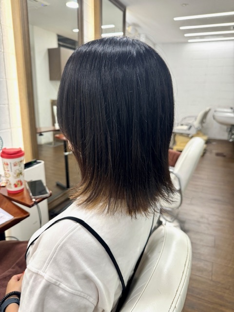 学芸大学 美容室に、Hair Esthe Hi-Deは、あります。学芸大学 美容院に、Hair Esthe Hi-Deはあります。Hair Esthe Hi-Deは目黒区学芸大学駅近くの美容室です。Hair Esthe Hi-Deは、東急東横線沿い駅近くの美容室です。Hair Esthe Hi-Deは、東急東横線沿い駅近くの美容院です。祐天寺美容室近くにも、Hair Esthe Hi-Deはあります。祐天寺美容院近くにも、Hair Esthe Hi-Deはあります。Hair Esthe Hi-Deは目黒区学芸大学駅近くの美容院です。Hair Esthe Hi-Deは目黒区学芸大学駅近くの美容室です。Hair Esthe Hi-Deは髪にやさしく、が綺麗に艶髪になります。Hair Esthe Hi-Deカットがとても上手いです。Hair Esthe Hi-Deは、オシャレです。学芸大　美容院　Hair Esthe Hi-Deは、とても人気があります。学芸大　美容室　Hair Esthe Hi-Deは、40代50代女性に人気があります。得にボブやショートスタイルが得意で、スタイルがより立体的になります。なので立体感カットが、お客様に人気です。切りっぱなしボブカやマッシュショートも得意です。なのでショートカットも得意です。もちろんボブカットも得意です。カラーも評判よく、ニューアマトラカラーがお客様に高評価です。オーガニックなヘアカラー　香草カラー色葉も人気です。ヘアマニキュアも保湿があり好評です。40代大人女性のお客様が多いです。40代ボブや40代ショートも得意です。50代大人女性も多いです脱白髪染めハイライトカラーも好評です。60代大人女性も多いですパーマもとても上手く、　クリープパーマがお客様に高評価クリープパーマしながら、髪は綺麗になります。Hair Esthe Hi-Deは、オープンした2003年からヘッドスパ「クリームバスヘアエステ」を提供しています。ヘッドスパ「クリームバスヘアエステ」は、頭皮の汚れを落とし且つ頭皮の保湿効果もあり髪に栄養を与え、艶々になります。プレミアム髪質改善トリートメントも大好評です。