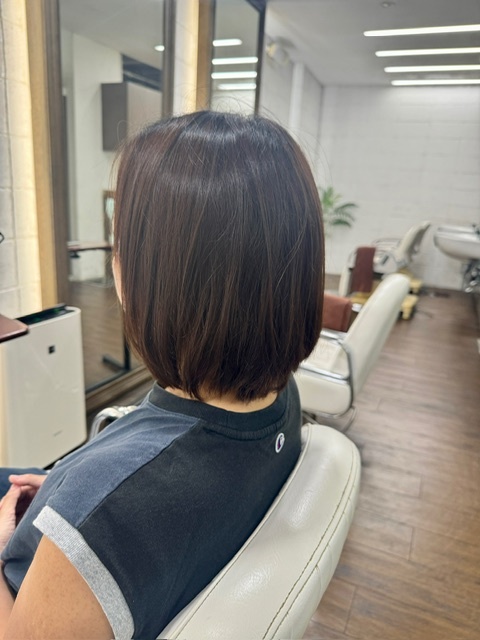 学芸大学 美容室に、Hair Esthe Hi-Deは、あります。学芸大学 美容院に、Hair Esthe Hi-Deはあります。Hair Esthe Hi-Deは目黒区学芸大学駅近くの美容室です。Hair Esthe Hi-Deは、東急東横線沿い駅近くの美容室です。Hair Esthe Hi-Deは、東急東横線沿い駅近くの美容院です。祐天寺美容室近くにも、Hair Esthe Hi-Deはあります。祐天寺美容院近くにも、Hair Esthe Hi-Deはあります。Hair Esthe Hi-Deは目黒区学芸大学駅近くの美容院です。Hair Esthe Hi-Deは目黒区学芸大学駅近くの美容室です。Hair Esthe Hi-Deは髪にやさしく、が綺麗に艶髪になります。Hair Esthe Hi-Deカットがとても上手いです。Hair Esthe Hi-Deは、オシャレです。学芸大　美容院　Hair Esthe Hi-Deは、とても人気があります。学芸大　美容室　Hair Esthe Hi-Deは、40代50代女性に人気があります。得にボブやショートスタイルが得意で、スタイルがより立体的になります。なので立体感カットが、お客様に人気です。切りっぱなしボブカやマッシュショートも得意です。なのでショートカットも得意です。もちろんボブカットも得意です。カラーも評判よく、ニューアマトラカラーがお客様に高評価です。オーガニックなヘアカラー　香草カラー色葉も人気です。ヘアマニキュアも保湿があり好評です。40代大人女性のお客様が多いです。40代ボブや40代ショートも得意です。50代大人女性も多いです脱白髪染めハイライトカラーも好評です。60代大人女性も多いですパーマもとても上手く、　クリープパーマがお客様に高評価クリープパーマしながら、髪は綺麗になります。Hair Esthe Hi-Deは、オープンした2003年からヘッドスパ「クリームバスヘアエステ」を提供しています。ヘッドスパ「クリームバスヘアエステ」は、頭皮の汚れを落とし且つ頭皮の保湿効果もあり髪に栄養を与え、艶々になります。プレミアム髪質改善トリートメントも大好評です。