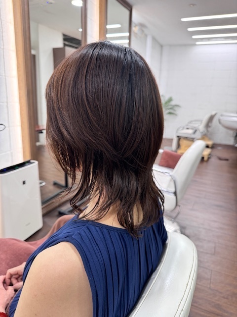 学芸大学 美容室に、Hair Esthe Hi-Deは、あります。学芸大学 美容院に、Hair Esthe Hi-Deはあります。Hair Esthe Hi-Deは目黒区学芸大学駅近くの美容室です。Hair Esthe Hi-Deは、東急東横線沿い駅近くの美容室です。Hair Esthe Hi-Deは、東急東横線沿い駅近くの美容院です。祐天寺美容室近くにも、Hair Esthe Hi-Deはあります。祐天寺美容院近くにも、Hair Esthe Hi-Deはあります。Hair Esthe Hi-Deは目黒区学芸大学駅近くの美容院です。Hair Esthe Hi-Deは目黒区学芸大学駅近くの美容室です。Hair Esthe Hi-Deは髪にやさしく、が綺麗に艶髪になります。Hair Esthe Hi-Deカットがとても上手いです。Hair Esthe Hi-Deは、オシャレです。学芸大　美容院　Hair Esthe Hi-Deは、とても人気があります。学芸大　美容室　Hair Esthe Hi-Deは、40代50代女性に人気があります。得にボブやショートスタイルが得意で、スタイルがより立体的になります。なので立体感カットが、お客様に人気です。切りっぱなしボブカやマッシュショートも得意です。なのでショートカットも得意です。もちろんボブカットも得意です。カラーも評判よく、ニューアマトラカラーがお客様に高評価です。オーガニックなヘアカラー　香草カラー色葉も人気です。ヘアマニキュアも保湿があり好評です。40代大人女性のお客様が多いです。40代ボブや40代ショートも得意です。50代大人女性も多いです脱白髪染めハイライトカラーも好評です。60代大人女性も多いですパーマもとても上手く、　クリープパーマがお客様に高評価クリープパーマしながら、髪は綺麗になります。Hair Esthe Hi-Deは、オープンした2003年からヘッドスパ「クリームバスヘアエステ」を提供しています。ヘッドスパ「クリームバスヘアエステ」は、頭皮の汚れを落とし且つ頭皮の保湿効果もあり髪に栄養を与え、艶々になります。プレミアム髪質改善トリートメントも大好評です。