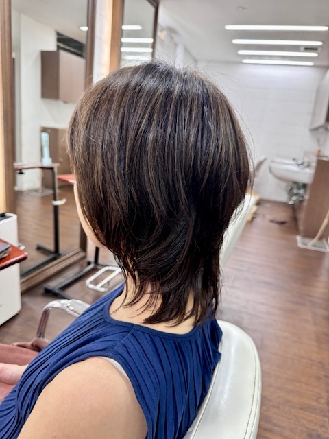 学芸大学 美容室に、Hair Esthe Hi-Deは、あります。学芸大学 美容院に、Hair Esthe Hi-Deはあります。Hair Esthe Hi-Deは目黒区学芸大学駅近くの美容室です。Hair Esthe Hi-Deは、東急東横線沿い駅近くの美容室です。Hair Esthe Hi-Deは、東急東横線沿い駅近くの美容院です。祐天寺美容室近くにも、Hair Esthe Hi-Deはあります。祐天寺美容院近くにも、Hair Esthe Hi-Deはあります。Hair Esthe Hi-Deは目黒区学芸大学駅近くの美容院です。Hair Esthe Hi-Deは目黒区学芸大学駅近くの美容室です。Hair Esthe Hi-Deは髪にやさしく、が綺麗に艶髪になります。Hair Esthe Hi-Deカットがとても上手いです。Hair Esthe Hi-Deは、オシャレです。学芸大　美容院　Hair Esthe Hi-Deは、とても人気があります。学芸大　美容室　Hair Esthe Hi-Deは、40代50代女性に人気があります。得にボブやショートスタイルが得意で、スタイルがより立体的になります。なので立体感カットが、お客様に人気です。切りっぱなしボブカやマッシュショートも得意です。なのでショートカットも得意です。もちろんボブカットも得意です。カラーも評判よく、ニューアマトラカラーがお客様に高評価です。オーガニックなヘアカラー　香草カラー色葉も人気です。ヘアマニキュアも保湿があり好評です。40代大人女性のお客様が多いです。40代ボブや40代ショートも得意です。50代大人女性も多いです脱白髪染めハイライトカラーも好評です。60代大人女性も多いですパーマもとても上手く、　クリープパーマがお客様に高評価クリープパーマしながら、髪は綺麗になります。Hair Esthe Hi-Deは、オープンした2003年からヘッドスパ「クリームバスヘアエステ」を提供しています。ヘッドスパ「クリームバスヘアエステ」は、頭皮の汚れを落とし且つ頭皮の保湿効果もあり髪に栄養を与え、艶々になります。プレミアム髪質改善トリートメントも大好評です。