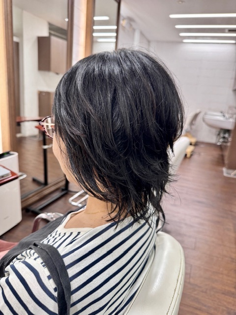 学芸大学 美容室に、Hair Esthe Hi-Deは、あります。学芸大学 美容院に、Hair Esthe Hi-Deはあります。Hair Esthe Hi-Deは目黒区学芸大学駅近くの美容室です。Hair Esthe Hi-Deは、東急東横線沿い駅近くの美容室です。Hair Esthe Hi-Deは、東急東横線沿い駅近くの美容院です。祐天寺美容室近くにも、Hair Esthe Hi-Deはあります。祐天寺美容院近くにも、Hair Esthe Hi-Deはあります。Hair Esthe Hi-Deは目黒区学芸大学駅近くの美容院です。Hair Esthe Hi-Deは目黒区学芸大学駅近くの美容室です。Hair Esthe Hi-Deは髪にやさしく、が綺麗に艶髪になります。Hair Esthe Hi-Deカットがとても上手いです。Hair Esthe Hi-Deは、オシャレです。学芸大　美容院　Hair Esthe Hi-Deは、とても人気があります。学芸大　美容室　Hair Esthe Hi-Deは、40代50代女性に人気があります。得にボブやショートスタイルが得意で、スタイルがより立体的になります。なので立体感カットが、お客様に人気です。切りっぱなしボブカやマッシュショートも得意です。なのでショートカットも得意です。もちろんボブカットも得意です。カラーも評判よく、ニューアマトラカラーがお客様に高評価です。オーガニックなヘアカラー　香草カラー色葉も人気です。ヘアマニキュアも保湿があり好評です。40代大人女性のお客様が多いです。40代ボブや40代ショートも得意です。50代大人女性も多いです脱白髪染めハイライトカラーも好評です。60代大人女性も多いですパーマもとても上手く、　クリープパーマがお客様に高評価クリープパーマしながら、髪は綺麗になります。Hair Esthe Hi-Deは、オープンした2003年からヘッドスパ「クリームバスヘアエステ」を提供しています。ヘッドスパ「クリームバスヘアエステ」は、頭皮の汚れを落とし且つ頭皮の保湿効果もあり髪に栄養を与え、艶々になります。プレミアム髪質改善トリートメントも大好評です。