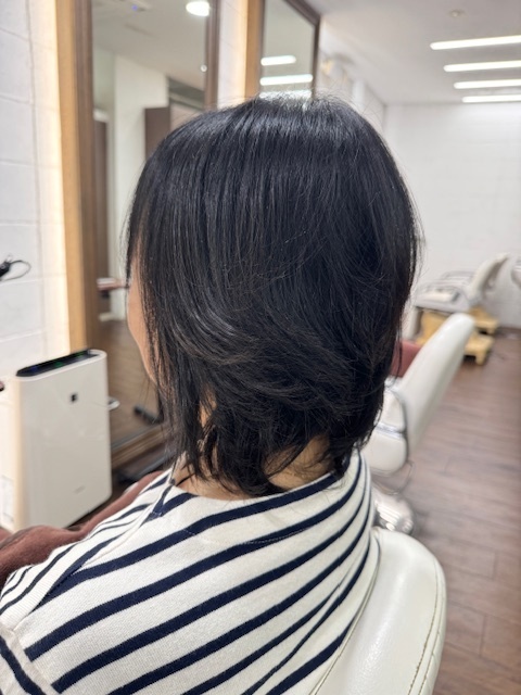 学芸大学 美容室に、Hair Esthe Hi-Deは、あります。学芸大学 美容院に、Hair Esthe Hi-Deはあります。Hair Esthe Hi-Deは目黒区学芸大学駅近くの美容室です。Hair Esthe Hi-Deは、東急東横線沿い駅近くの美容室です。Hair Esthe Hi-Deは、東急東横線沿い駅近くの美容院です。祐天寺美容室近くにも、Hair Esthe Hi-Deはあります。祐天寺美容院近くにも、Hair Esthe Hi-Deはあります。Hair Esthe Hi-Deは目黒区学芸大学駅近くの美容院です。Hair Esthe Hi-Deは目黒区学芸大学駅近くの美容室です。Hair Esthe Hi-Deは髪にやさしく、が綺麗に艶髪になります。Hair Esthe Hi-Deカットがとても上手いです。Hair Esthe Hi-Deは、オシャレです。学芸大　美容院　Hair Esthe Hi-Deは、とても人気があります。学芸大　美容室　Hair Esthe Hi-Deは、40代50代女性に人気があります。得にボブやショートスタイルが得意で、スタイルがより立体的になります。なので立体感カットが、お客様に人気です。切りっぱなしボブカやマッシュショートも得意です。なのでショートカットも得意です。もちろんボブカットも得意です。カラーも評判よく、ニューアマトラカラーがお客様に高評価です。オーガニックなヘアカラー　香草カラー色葉も人気です。ヘアマニキュアも保湿があり好評です。40代大人女性のお客様が多いです。40代ボブや40代ショートも得意です。50代大人女性も多いです脱白髪染めハイライトカラーも好評です。60代大人女性も多いですパーマもとても上手く、　クリープパーマがお客様に高評価クリープパーマしながら、髪は綺麗になります。Hair Esthe Hi-Deは、オープンした2003年からヘッドスパ「クリームバスヘアエステ」を提供しています。ヘッドスパ「クリームバスヘアエステ」は、頭皮の汚れを落とし且つ頭皮の保湿効果もあり髪に栄養を与え、艶々になります。プレミアム髪質改善トリートメントも大好評です。