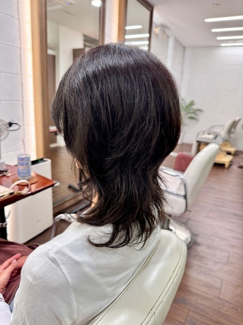 学芸大学 美容室に、Hair Esthe Hi-Deは、あります。学芸大学 美容院に、Hair Esthe Hi-Deはあります。Hair Esthe Hi-Deは目黒区学芸大学駅近くの美容室です。Hair Esthe Hi-Deは、東急東横線沿い駅近くの美容室です。Hair Esthe Hi-Deは、東急東横線沿い駅近くの美容院です。祐天寺美容室近くにも、Hair Esthe Hi-Deはあります。祐天寺美容院近くにも、Hair Esthe Hi-Deはあります。Hair Esthe Hi-Deは目黒区学芸大学駅近くの美容院です。Hair Esthe Hi-Deは目黒区学芸大学駅近くの美容室です。Hair Esthe Hi-Deは髪にやさしく、が綺麗に艶髪になります。Hair Esthe Hi-Deカットがとても上手いです。Hair Esthe Hi-Deは、オシャレです。学芸大　美容院　Hair Esthe Hi-Deは、とても人気があります。学芸大　美容室　Hair Esthe Hi-Deは、40代50代女性に人気があります。得にボブやショートスタイルが得意で、スタイルがより立体的になります。なので立体感カットが、お客様に人気です。切りっぱなしボブカやマッシュショートも得意です。なのでショートカットも得意です。もちろんボブカットも得意です。カラーも評判よく、ニューアマトラカラーがお客様に高評価です。オーガニックなヘアカラー　香草カラー色葉も人気です。ヘアマニキュアも保湿があり好評です。40代大人女性のお客様が多いです。40代ボブや40代ショートも得意です。50代大人女性も多いです脱白髪染めハイライトカラーも好評です。60代大人女性も多いですパーマもとても上手く、　クリープパーマがお客様に高評価クリープパーマしながら、髪は綺麗になります。Hair Esthe Hi-Deは、オープンした2003年からヘッドスパ「クリームバスヘアエステ」を提供しています。ヘッドスパ「クリームバスヘアエステ」は、頭皮の汚れを落とし且つ頭皮の保湿効果もあり髪に栄養を与え、艶々になります。プレミアム髪質改善トリートメントも大好評です。