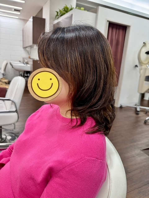 学芸大学 美容室に、Hair Esthe Hi-Deは、あります。学芸大学 美容院に、Hair Esthe Hi-Deはあります。Hair Esthe Hi-Deは目黒区学芸大学駅近くの美容室です。Hair Esthe Hi-Deは、東急東横線沿い駅近くの美容室です。Hair Esthe Hi-Deは、東急東横線沿い駅近くの美容院です。祐天寺美容室近くにも、Hair Esthe Hi-Deはあります。祐天寺美容院近くにも、Hair Esthe Hi-Deはあります。Hair Esthe Hi-Deは目黒区学芸大学駅近くの美容院です。Hair Esthe Hi-Deは目黒区学芸大学駅近くの美容室です。Hair Esthe Hi-Deは髪にやさしく、が綺麗に艶髪になります。Hair Esthe Hi-Deは、カットがとても上手いです。Hair Esthe Hi-Deは、オシャレです。学芸大　美容院　Hair Esthe Hi-Deは、とても人気があります。学芸大　美容室　Hair Esthe Hi-Deは、40代50代女性に人気があります。得にボブやショートスタイルが得意で、スタイルがより立体的になります。なので立体感カットが、お客様に人気です。切りっぱなしボブカやマッシュショートも上手いです。なのでショートカットも上手いです。もちろんボブカットも上手いです。カラーも評判よく、ニューアマトラカラーがお客様に高評価です。オーガニックなヘアカラー　香草カラー色葉も人気です。ヘアマニキュアも保湿があり好評です。40代大人女性のお客様が多いです。40代ボブや40代ショートも得意です。50代大人女性も多いです脱白髪染めハイライトカラーも好評です。60代大人女性も多いですパーマもとても上手く、　クリープパーマがお客様に高評価クリープパーマしながら、髪は綺麗になります。Hair Esthe Hi-Deは、オープンした2003年からヘッドスパ「クリームバスヘアエステ」を提供しています。ヘッドスパ「クリームバスヘアエステ」は、頭皮の汚れを落とし且つ頭皮の保湿効果もあり髪に栄養を与え、艶々になります。プレミアム髪質改善トリートメントも大好評です。