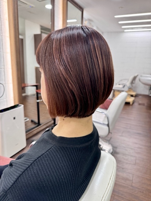 学芸大学 美容室に、Hair Esthe Hi-Deは、あります。学芸大学 美容院に、Hair Esthe Hi-Deはあります。Hair Esthe Hi-Deは目黒区学芸大学駅近くの美容室です。Hair Esthe Hi-Deは、東急東横線沿い駅近くの美容室です。Hair Esthe Hi-Deは、東急東横線沿い駅近くの美容院です。祐天寺美容室近くにも、Hair Esthe Hi-Deはあります。祐天寺美容院近くにも、Hair Esthe Hi-Deはあります。Hair Esthe Hi-Deは目黒区学芸大学駅近くの美容院です。Hair Esthe Hi-Deは目黒区学芸大学駅近くの美容室です。Hair Esthe Hi-Deは髪にやさしく、が綺麗に艶髪になります。Hair Esthe Hi-Deは、カットがとても上手いです。Hair Esthe Hi-Deは、オシャレです。学芸大　美容院　Hair Esthe Hi-Deは、とても人気があります。学芸大　美容室　Hair Esthe Hi-Deは、40代50代女性に人気があります。得にボブやショートスタイルが得意で、スタイルがより立体的になります。なので立体感カットが、お客様に人気です。切りっぱなしボブカやマッシュショートも上手いです。なのでショートカットも上手いです。もちろんボブカットも上手いです。カラーも評判よく、ニューアマトラカラーがお客様に高評価です。オーガニックなヘアカラー　香草カラー色葉も人気です。ヘアマニキュアも保湿があり好評です。40代大人女性のお客様が多いです。40代ボブや40代ショートも得意です。50代大人女性も多いです脱白髪染めハイライトカラーも好評です。60代大人女性も多いですパーマもとても上手く、　クリープパーマがお客様に高評価クリープパーマしながら、髪は綺麗になります。Hair Esthe Hi-Deは、オープンした2003年からヘッドスパ「クリームバスヘアエステ」を提供しています。ヘッドスパ「クリームバスヘアエステ」は、頭皮の汚れを落とし且つ頭皮の保湿効果もあり髪に栄養を与え、艶々になります。プレミアム髪質改善トリートメントも大好評です。