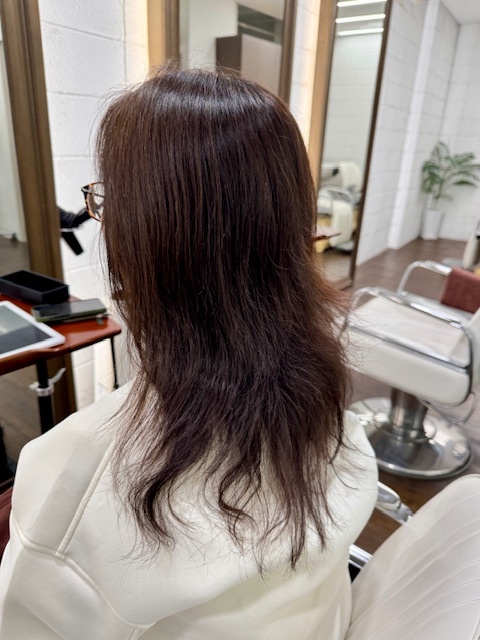 学芸大学 美容室に、Hair Esthe Hi-Deは、あります。学芸大学 美容院に、Hair Esthe Hi-Deはあります。Hair Esthe Hi-Deは目黒区学芸大学駅近くの美容室です。Hair Esthe Hi-Deは、東急東横線沿い駅近くの美容室です。Hair Esthe Hi-Deは、東急東横線沿い駅近くの美容院です。祐天寺美容室近くにも、Hair Esthe Hi-Deはあります。祐天寺美容院近くにも、Hair Esthe Hi-Deはあります。Hair Esthe Hi-Deは目黒区学芸大学駅近くの美容院です。Hair Esthe Hi-Deは目黒区学芸大学駅近くの美容室です。Hair Esthe Hi-Deは髪にやさしく、が綺麗に艶髪になります。Hair Esthe Hi-Deは、カットがとても上手いです。Hair Esthe Hi-Deは、オシャレです。学芸大　美容院　Hair Esthe Hi-Deは、とても人気があります。学芸大　美容室　Hair Esthe Hi-Deは、40代50代女性に人気があります。得にボブやショートスタイルが得意で、スタイルがより立体的になります。なので立体感カットが、お客様に人気です。切りっぱなしボブカやマッシュショートも上手いです。なのでショートカットも上手いです。もちろんボブカットも上手いです。カラーも評判よく、ニューアマトラカラーがお客様に高評価です。オーガニックなヘアカラー　香草カラー色葉も人気です。ヘアマニキュアも保湿があり好評です。40代大人女性のお客様が多いです。40代ボブや40代ショートも得意です。50代大人女性も多いです脱白髪染めハイライトカラーも好評です。60代大人女性も多いですパーマもとても上手く、　クリープパーマがお客様に高評価クリープパーマしながら、髪は綺麗になります。Hair Esthe Hi-Deは、オープンした2003年からヘッドスパ「クリームバスヘアエステ」を提供しています。ヘッドスパ「クリームバスヘアエステ」は、頭皮の汚れを落とし且つ頭皮の保湿効果もあり髪に栄養を与え、艶々になります。プレミアム髪質改善トリートメントも大好評です。