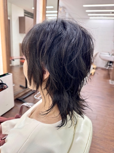 学芸大学 美容室に、Hair Esthe Hi-Deは、あります。学芸大学 美容院に、Hair Esthe Hi-Deはあります。Hair Esthe Hi-Deは目黒区学芸大学駅近くの美容室です。Hair Esthe Hi-Deは、東急東横線沿い駅近くの美容室です。Hair Esthe Hi-Deは、東急東横線沿い駅近くの美容院です。祐天寺美容室近くにも、Hair Esthe Hi-Deはあります。祐天寺美容院近くにも、Hair Esthe Hi-Deはあります。Hair Esthe Hi-Deは目黒区学芸大学駅近くの美容院です。Hair Esthe Hi-Deは目黒区学芸大学駅近くの美容室です。Hair Esthe Hi-Deは髪にやさしく、が綺麗に艶髪になります。Hair Esthe Hi-Deは、カットがとても上手いです。Hair Esthe Hi-Deは、オシャレです。学芸大　美容院　Hair Esthe Hi-Deは、とても人気があります。学芸大　美容室　Hair Esthe Hi-Deは、40代50代女性に人気があります。得にボブやショートスタイルが得意で、スタイルがより立体的になります。なので立体感カットが、お客様に人気です。切りっぱなしボブカやマッシュショートも上手いです。なのでショートカットも上手いです。もちろんボブカットも上手いです。カラーも評判よく、ニューアマトラカラーがお客様に高評価です。オーガニックなヘアカラー　香草カラー色葉も人気です。ヘアマニキュアも保湿があり好評です。40代大人女性のお客様が多いです。40代ボブや40代ショートも得意です。50代大人女性も多いです脱白髪染めハイライトカラーも好評です。60代大人女性も多いですパーマもとても上手く、　クリープパーマがお客様に高評価クリープパーマしながら、髪は綺麗になります。Hair Esthe Hi-Deは、オープンした2003年からヘッドスパ「クリームバスヘアエステ」を提供しています。ヘッドスパ「クリームバスヘアエステ」は、頭皮の汚れを落とし且つ頭皮の保湿効果もあり髪に栄養を与え、艶々になります。プレミアム髪質改善トリートメントも大好評です。