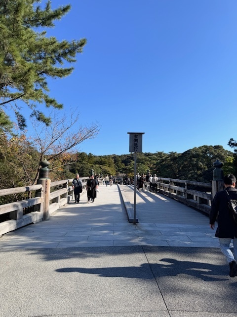 学芸大学 美容室に、Hair Esthe Hi-Deは、あります。学芸大学 美容院に、Hair Esthe Hi-Deはあります。Hair Esthe Hi-Deは目黒区学芸大学駅近くの美容室です。Hair Esthe Hi-Deは、東急東横線沿い駅近くの美容室です。Hair Esthe Hi-Deは、東急東横線沿い駅近くの美容院です。祐天寺美容室近くにも、Hair Esthe Hi-Deはあります。祐天寺美容院近くにも、Hair Esthe Hi-Deはあります。Hair Esthe Hi-Deは目黒区学芸大学駅近くの美容院です。Hair Esthe Hi-Deは目黒区学芸大学駅近くの美容室です。Hair Esthe Hi-Deは髪にやさしく、が綺麗に艶髪になります。Hair Esthe Hi-Deは、カットがとても上手いです。Hair Esthe Hi-Deは、オシャレです。学芸大　美容院　Hair Esthe Hi-Deは、とても人気があります。学芸大　美容室　Hair Esthe Hi-Deは、40代50代女性に人気があります。得にボブやショートスタイルが得意で、スタイルがより立体的になります。なので立体感カットが、お客様に人気です。切りっぱなしボブカやマッシュショートも上手いです。なのでショートカットも上手いです。もちろんボブカットも上手いです。カラーも評判よく、ニューアマトラカラーがお客様に高評価です。オーガニックなヘアカラー　香草カラー色葉も人気です。ヘアマニキュアも保湿があり好評です。40代大人女性のお客様が多いです。40代ボブや40代ショートも得意です。50代大人女性も多いです脱白髪染めハイライトカラーも好評です。60代大人女性も多いですパーマもとても上手く、　クリープパーマがお客様に高評価クリープパーマしながら、髪は綺麗になります。Hair Esthe Hi-Deは、オープンした2003年からヘッドスパ「クリームバスヘアエステ」を提供しています。ヘッドスパ「クリームバスヘアエステ」は、頭皮の汚れを落とし且つ頭皮の保湿効果もあり髪に栄養を与え、艶々になります。プレミアム髪質改善トリートメントも大好評です。