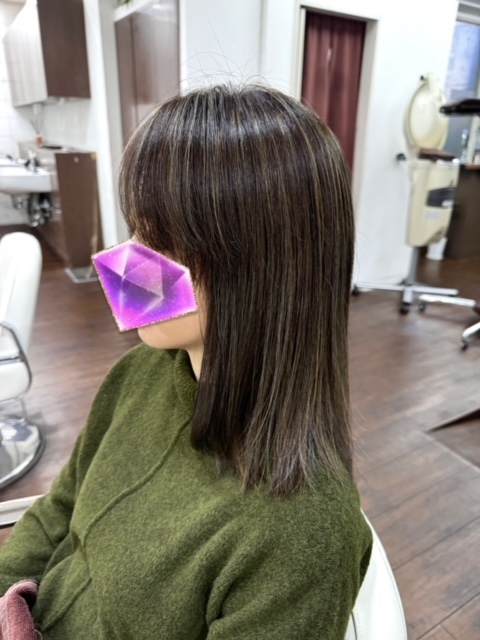 学芸大学 美容室に、Hair Esthe Hi-Deは、あります。学芸大学 美容院に、Hair Esthe Hi-Deはあります。Hair Esthe Hi-Deは目黒区学芸大学駅近くの美容室です。Hair Esthe Hi-Deは、東急東横線沿い駅近くの美容室です。Hair Esthe Hi-Deは、東急東横線沿い駅近くの美容院です。祐天寺美容室近くにも、Hair Esthe Hi-Deはあります。祐天寺美容院近くにも、Hair Esthe Hi-Deはあります。Hair Esthe Hi-Deは目黒区学芸大学駅近くの美容院です。Hair Esthe Hi-Deは目黒区学芸大学駅近くの美容室です。Hair Esthe Hi-Deは髪にやさしく、が綺麗に艶髪になります。Hair Esthe Hi-Deは、カットがとても上手いです。Hair Esthe Hi-Deは、オシャレです。学芸大　美容院　Hair Esthe Hi-Deは、とても人気があります。学芸大　美容室　Hair Esthe Hi-Deは、40代50代女性に人気があります。得にボブやショートスタイルが得意で、スタイルがより立体的になります。なので立体感カットが、お客様に人気です。切りっぱなしボブカやマッシュショートも上手いです。なのでショートカットも上手いです。もちろんボブカットも上手いです。カラーも評判よく、ニューアマトラカラーがお客様に高評価です。オーガニックなヘアカラー　香草カラー色葉も人気です。ヘアマニキュアも保湿があり好評です。40代大人女性のお客様が多いです。40代ボブや40代ショートも得意です。50代大人女性も多いです脱白髪染めハイライトカラーも好評です。60代大人女性も多いですパーマもとても上手く、　クリープパーマがお客様に高評価クリープパーマしながら、髪は綺麗になります。Hair Esthe Hi-Deは、オープンした2003年からヘッドスパ「クリームバスヘアエステ」を提供しています。ヘッドスパ「クリームバスヘアエステ」は、頭皮の汚れを落とし且つ頭皮の保湿効果もあり髪に栄養を与え、艶々になります。プレミアム髪質改善トリートメントも大好評です。